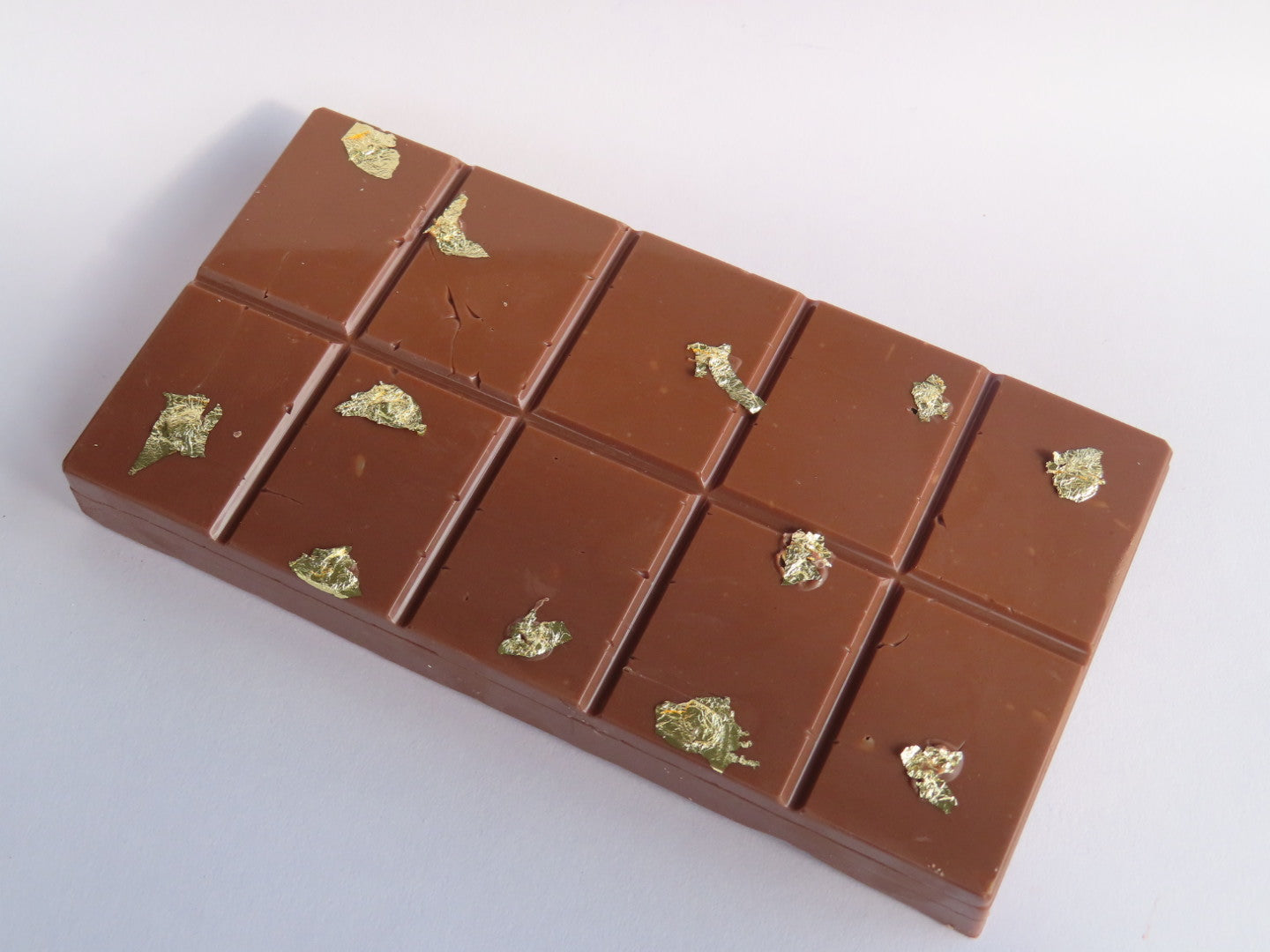 Dubai Stuffed Chocolate Bar